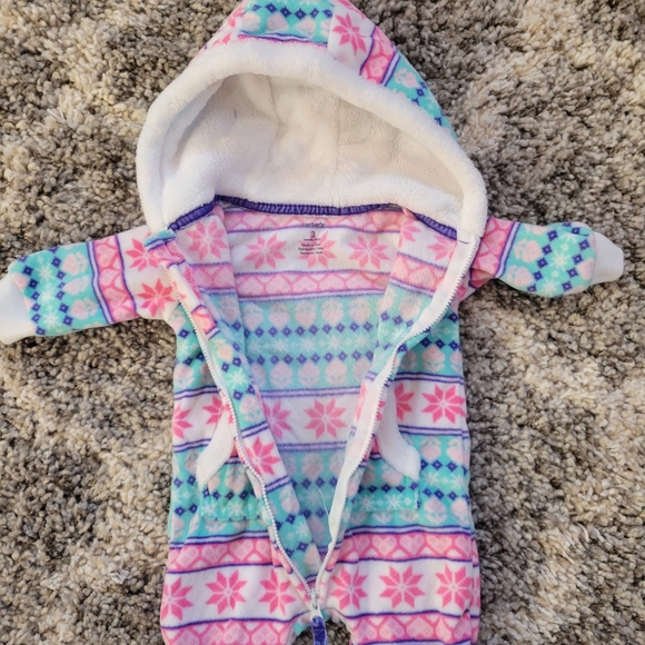 Carters Coveralls Bundle of 4 - Picture 9 of 10